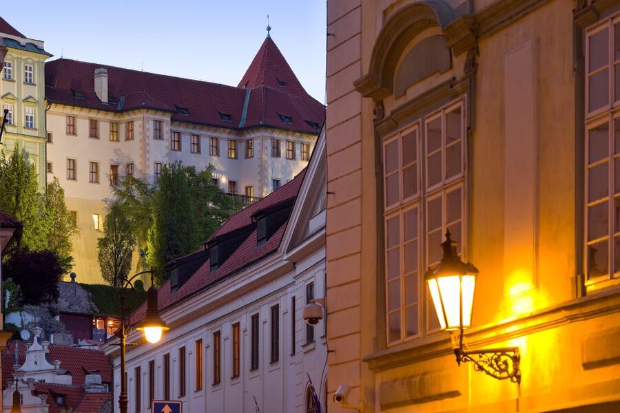 Prague Castle: Midday Classical Concert at Lobkowicz Palace - The 17th-century Baroque Concert Room