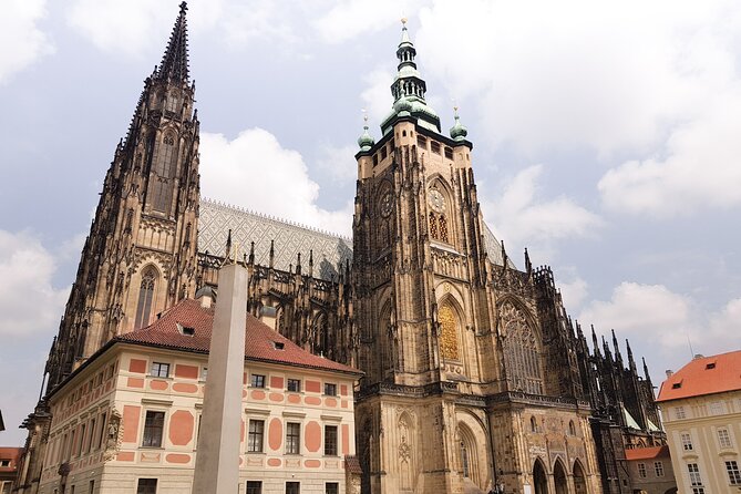 Prague Castle Tour Including Admission Ticket - 2.5 Hour - Entering Prague Castle and St. Vitus Cathedral