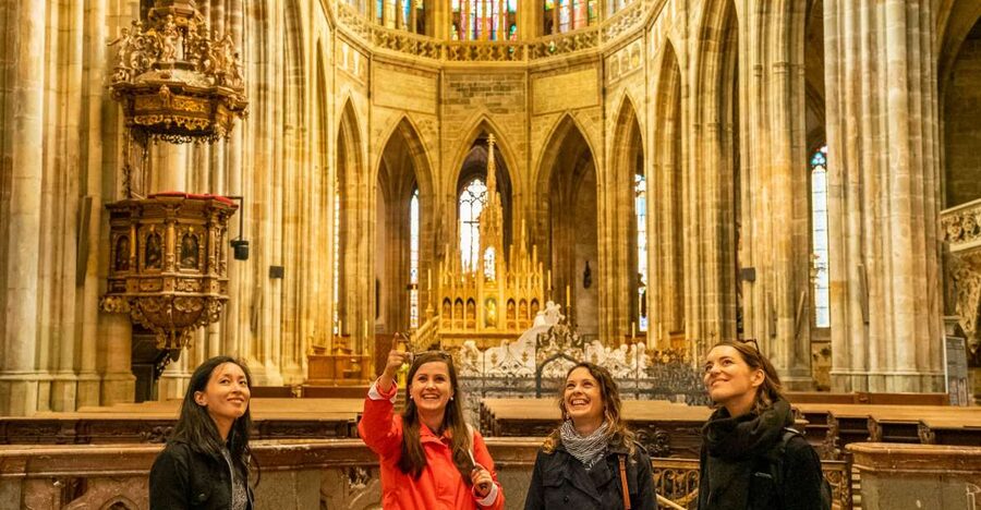 Prague: Castle Tour with Local Guide and Entry Ticket - St. Vitus Cathedral, Prague’s great Gothic interior