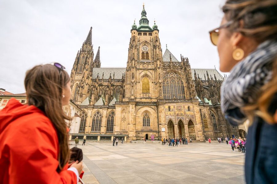 Prague: Castle Tour with Local Guide and Entry Ticket - Golden Lane, from sharpshooters to goldsmiths to Kafka