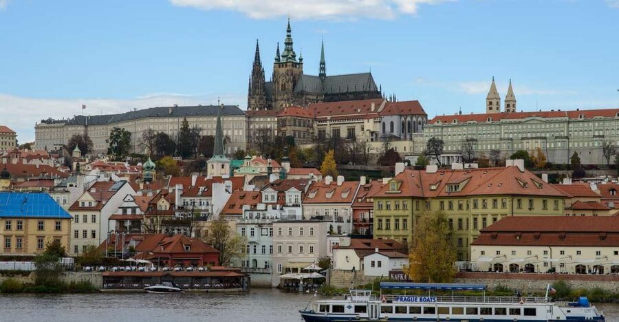 Prague Castle Tour With Tickets - Why Prague Castle deserves three and a half hours