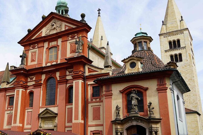 Prague Castle Walking Tour (Tip-based tour) - St. Vitus Cathedral: the first great view