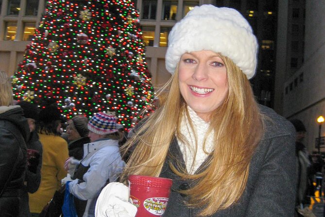 Prague Christmas Markets and Holiday Magic Walking Tour - What the private format really adds