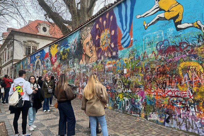 Prague city tour + Charles Bridge and Campa island small groups - What the guide adds to the walk