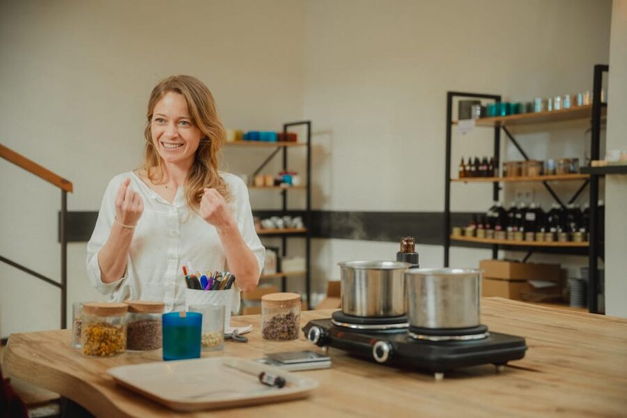 Prague: Coconut Candle Workshop - A good choice for couples and creative breaks