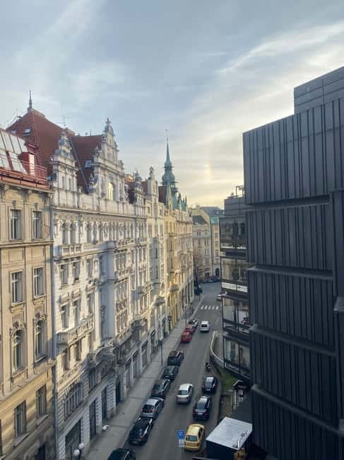 Prague: Communism and Bunker Tour with 70s Canteen Lunch - Two hours or four hours?
