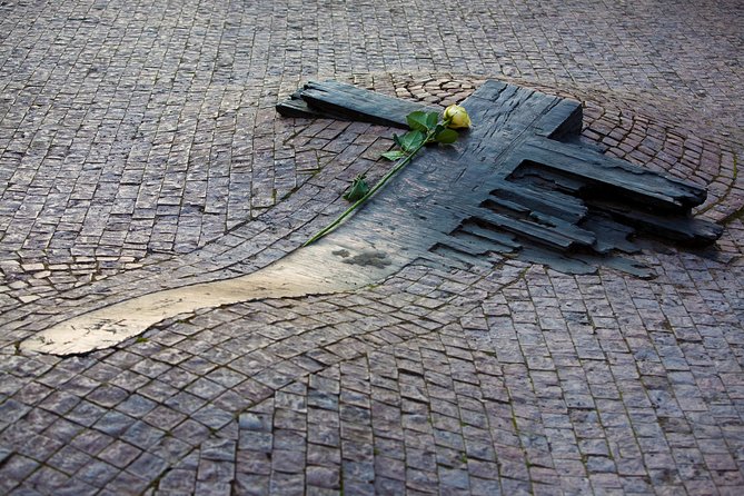 Prague Communism and World War II Walking Tour - What the walking format adds