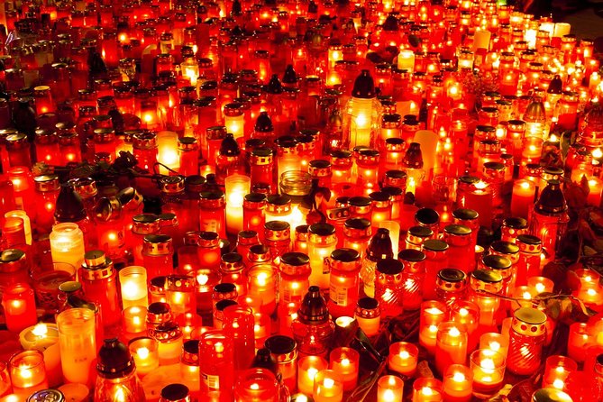 Prague Communism and World War II Walking Tour - Is $30.12 a fair price?