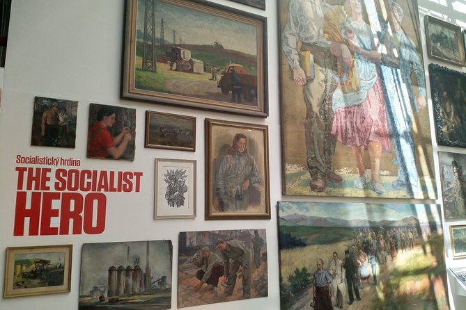 Prague Communism tour with visit of Communism museum - How the private format changes the experience
