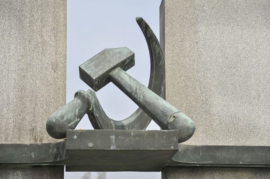 Prague: Communists and World War II Tour - National Street and the creation of Czechoslovakia