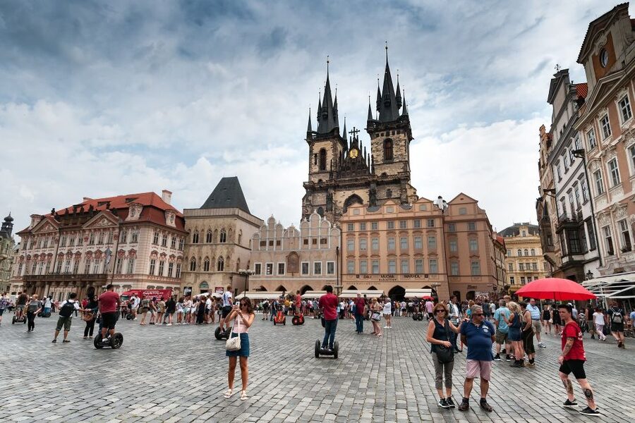Prague Complete Tour in Spanish & Lunch, Tickets - Charles Bridge and the Final City Connection