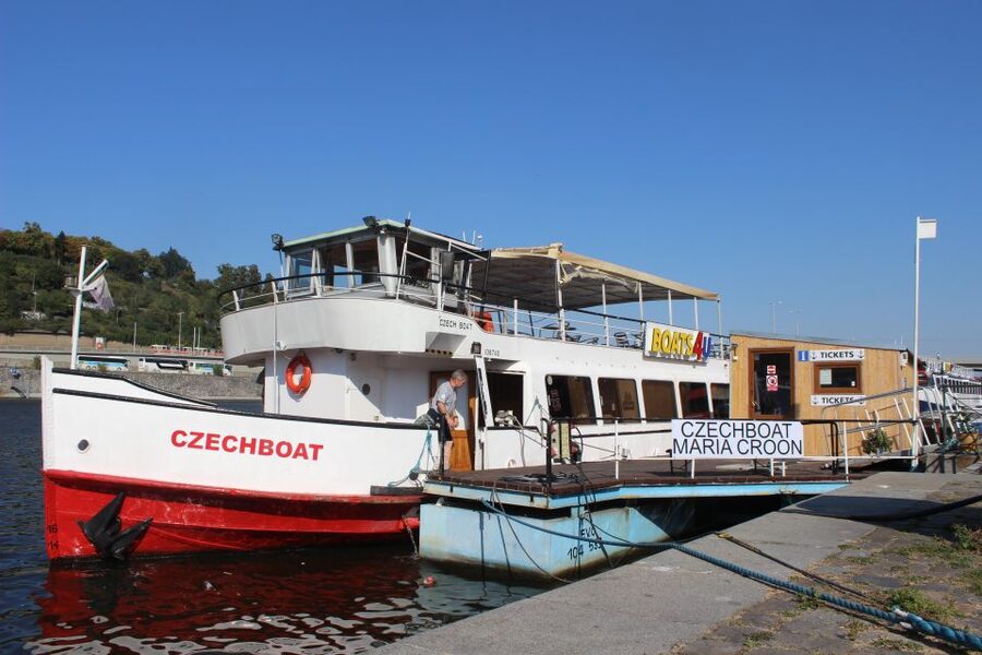 Prague Cruise: 1-Hour on the River Vltava - Finding Pier 16 near Štefánikův Bridge