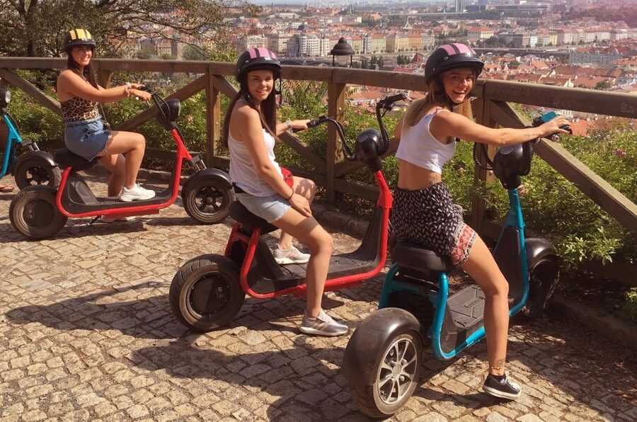 Prague: E-Bike/E-Scooter Viewpoint Tour - A pause near Prague Castle
