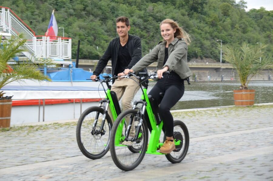Prague: Electric Scooter & Cruiser Fat eBike Rental - Reaching Petřín with electric assistance