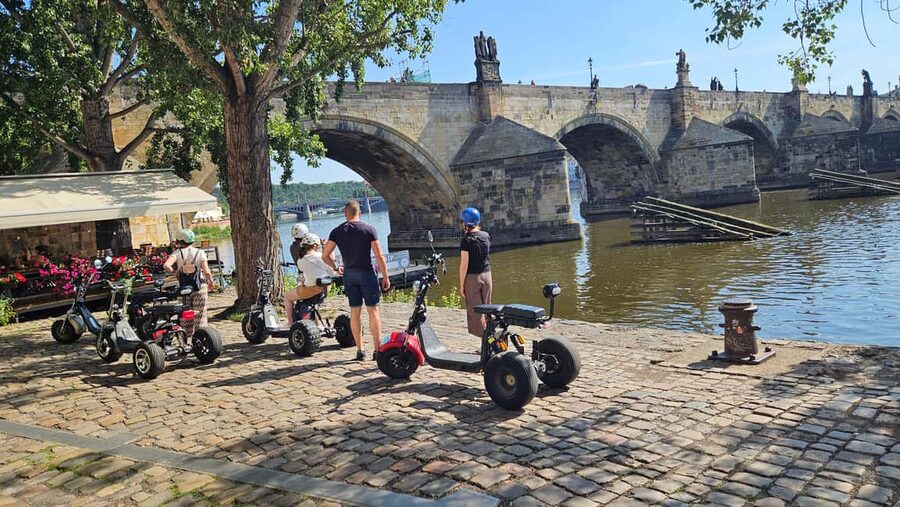 Prague: Electric Trike Viewpoints Tour - Charles Bridge and the Bridge of Love