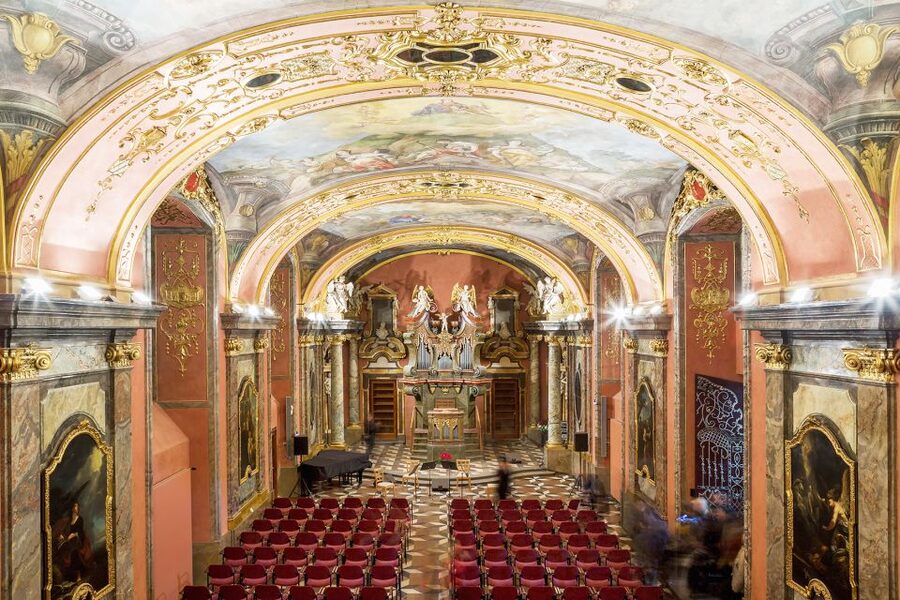 Prague: Entry Ticket Classical Concert at the Mirror Chapel - Choosing between the 5pm and 7pm performances