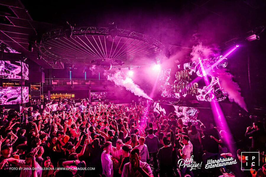 Prague: EPIC Nightclub Entry Ticket - Seven hours gives you useful flexibility