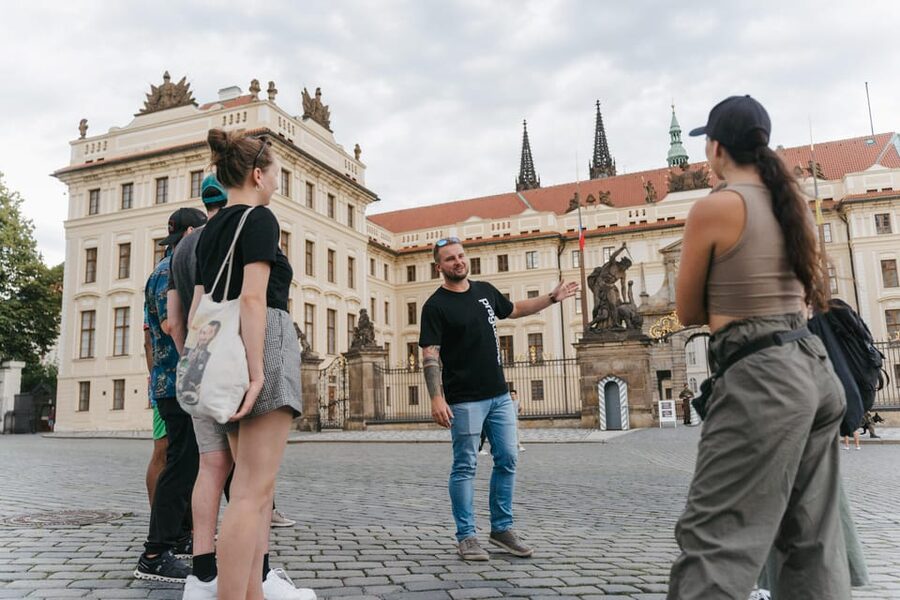 Prague: Full-Day Old Town, River Cruise & Prague Castle Tour - Is $72 a fair price?
