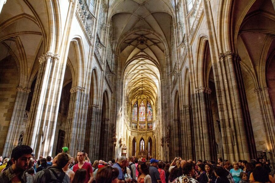 Prague: Full-Day Sightseeing Tour with Cruise and Lunch - Castle Town and Prague’s high viewpoint