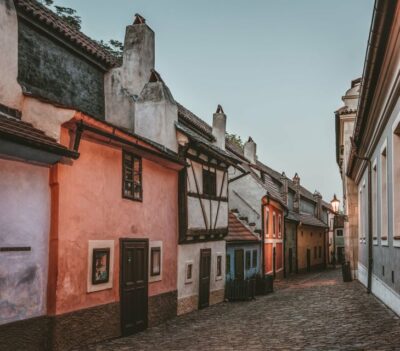 Full-Day Sightseeing Tour with Cruise and Lunch