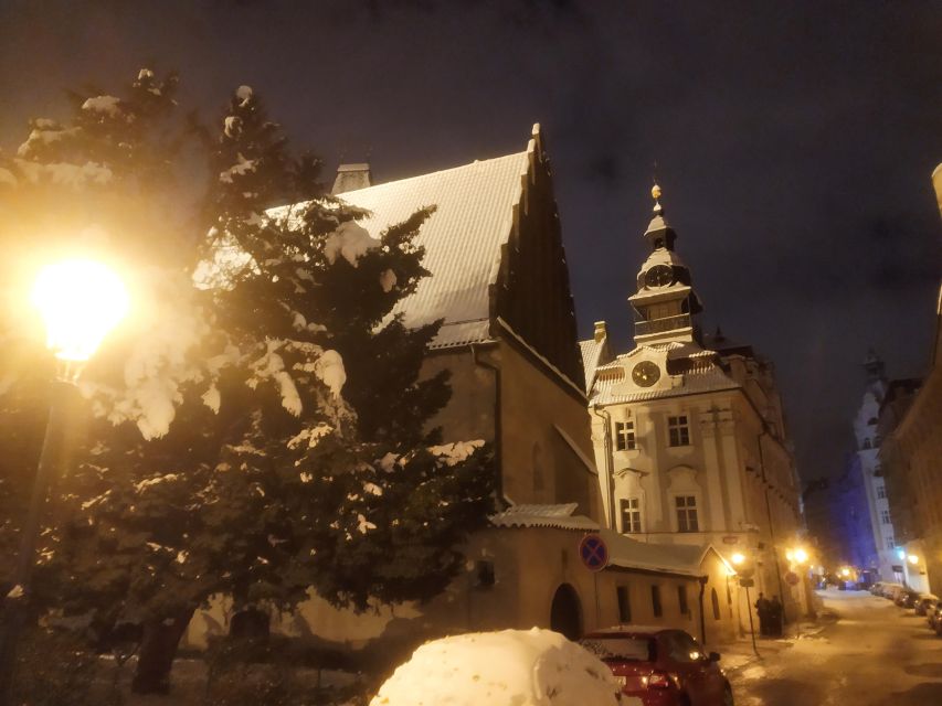 Prague: Ghost Walking Tour - Tips for getting the most from the evening