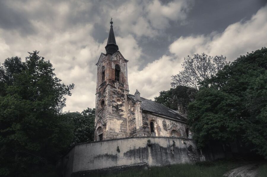 Prague: Ghost Walking Tour - The first part: meeting Prague’s doomed souls