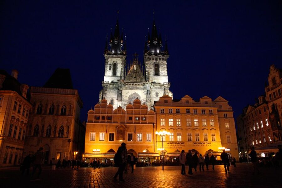 Prague: Ghosts and Legends of the Old Town Evening Tour - Key points at a glance
