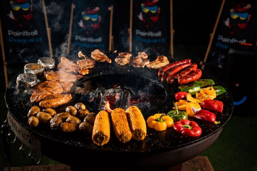 Prague: Giant Football Darts Game with Round of Beers & BBQ - Barbecue time with 400 grams per person