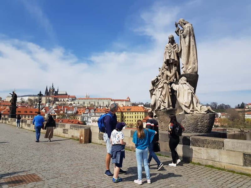 Prague Grand 2,5 hour + 2 hour exterior walking tour - Afternoon circuit: Prague Castle and St Vitus Cathedral