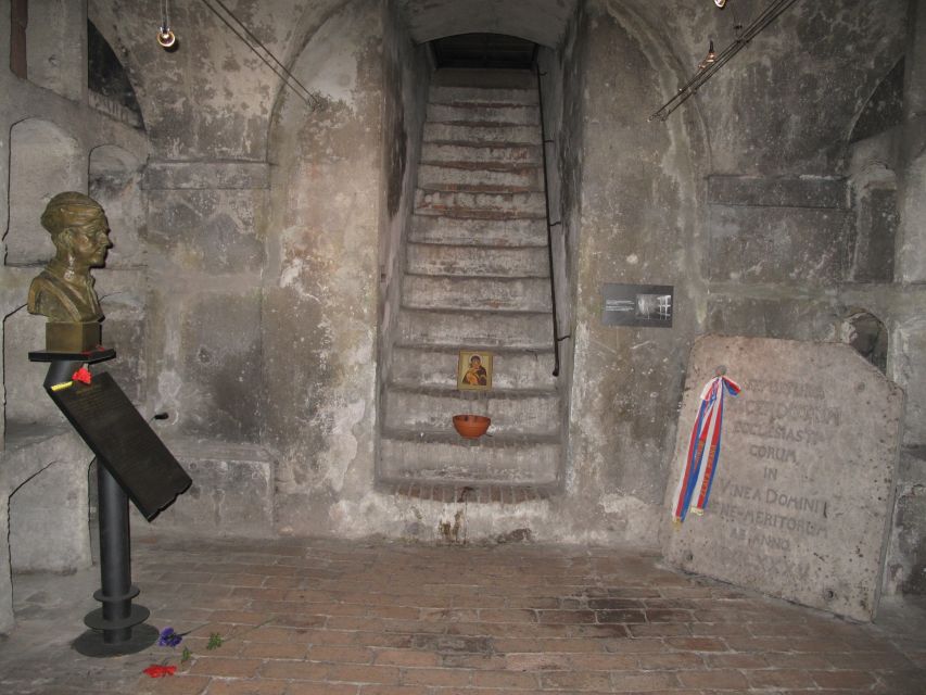 Prague: Guided Operation Anthropoid Tour with Lidice - Should you book it?
