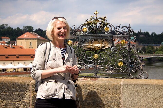 Prague Guided Walking Tour and Cruise with Authentic Czech Lunch - A Czech lunch near the Old Town Square