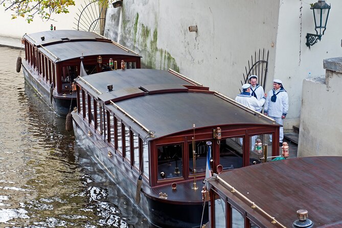 Prague Guided Walking Tour and Cruise with Authentic Czech Lunch - What the $102.79 price really buys you