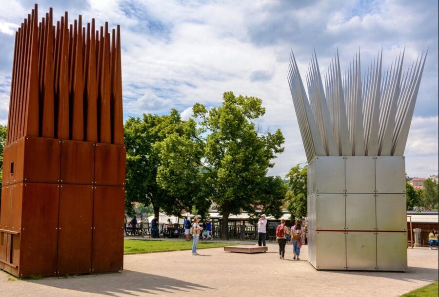Prague: Half-Day City Highlights Walking Tour - Starting beside the river at Čech’s Bridge
