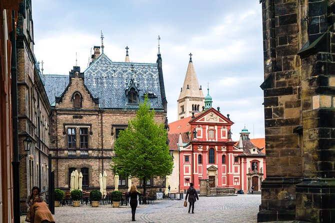 Prague Half Day City Tour by Bus and by Foot - Walking through Prague Castle and St. Vitus Cathedral