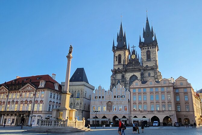 Prague Highlights - 3 hours Private WalkingTour - Prague Castle: courtyards, towers, and famous exteriors