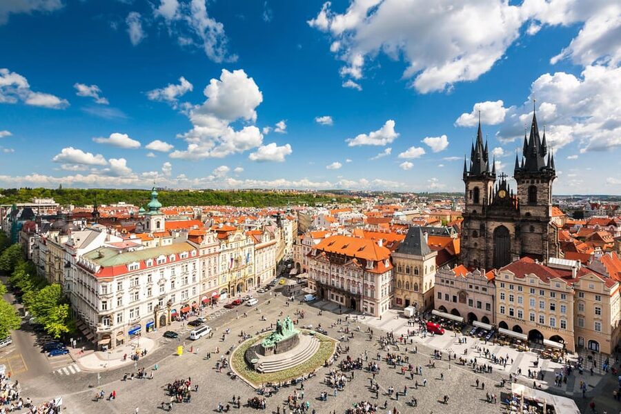 Prague: Highlights of Prague Private Half-Day Tour by Car - Guides, timing, and the private format