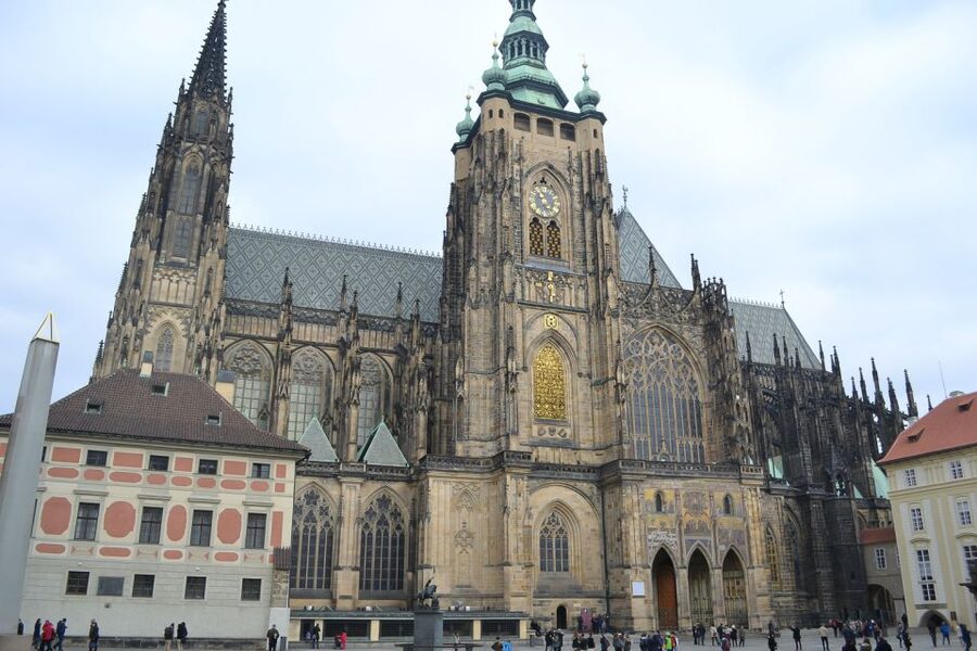 Prague: Historic City Center Bus Tour with Top Sights - New Town, national monuments, and the Vltava