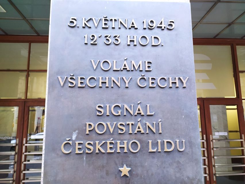 Prague: Historical Walking Tour with Focus on World War 2 - Old Town Square and the fighting of May 1945