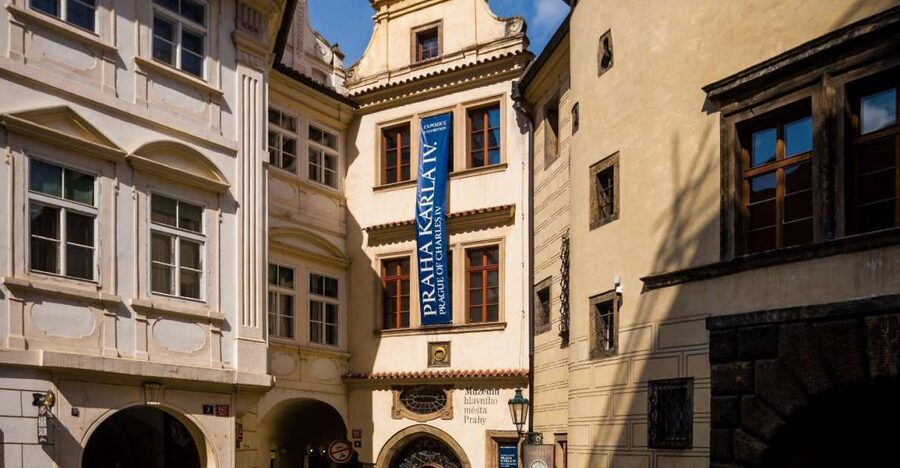 Prague: House at the Golden Ring Entry Ticket - Entering Prague’s House at the Golden Ring