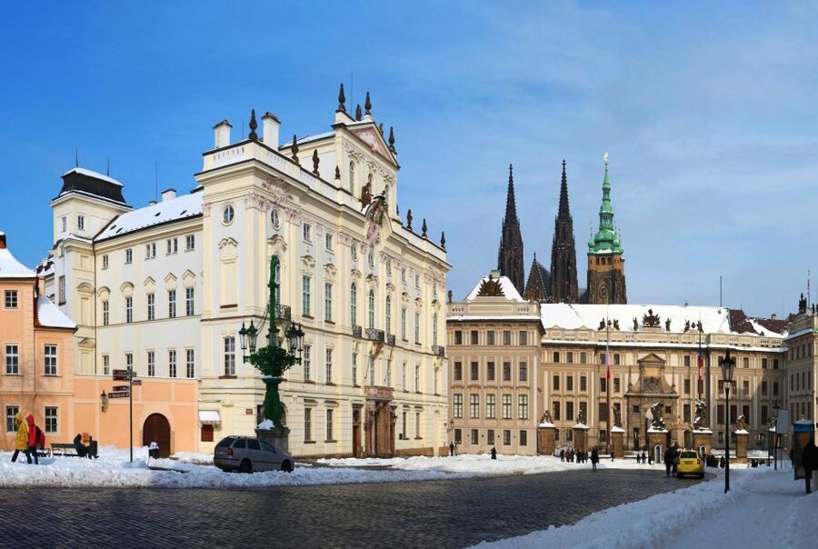 Prague Hradcany Castle, St Vitus Cathedral Tour with Tickets - Prague Castle begins with a hilltop story