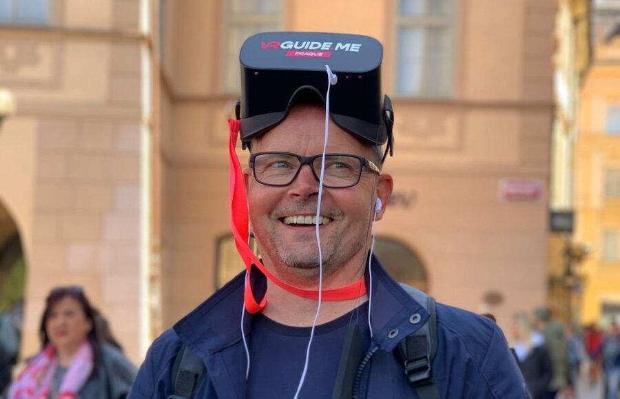 Prague: Immersive History Walking Tour and VR - The Prague Spring and Soviet tanks
