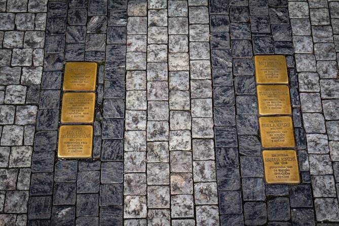 Prague Jewish Quarter and WW2 Private Tour - What Jana’s guiding style adds
