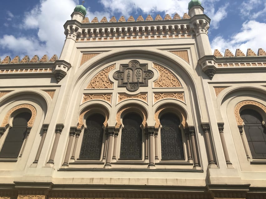 Prague: Jewish Quarter Half-Day Private Walking Tour - What the guide adds to the experience