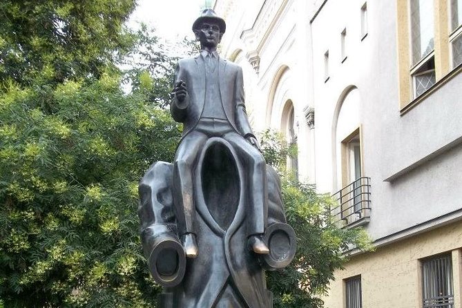 Prague Jewish Quarter Private Half-Day Walking Tour - Spanish Synagogue and the changing face of worship