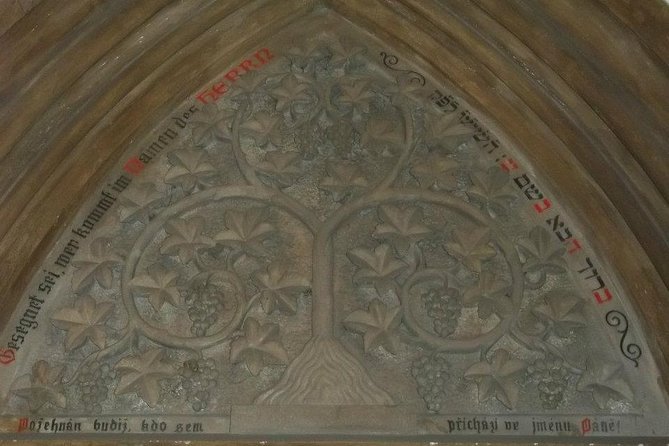 Prague Jewish Quarter Private Half-Day Walking Tour - Pinkas Synagogue and the names of the Shoah