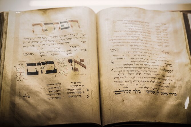 Prague: Jewish Quarter Walking Tour with Admission Tickets - Maisel Synagogue begins the story