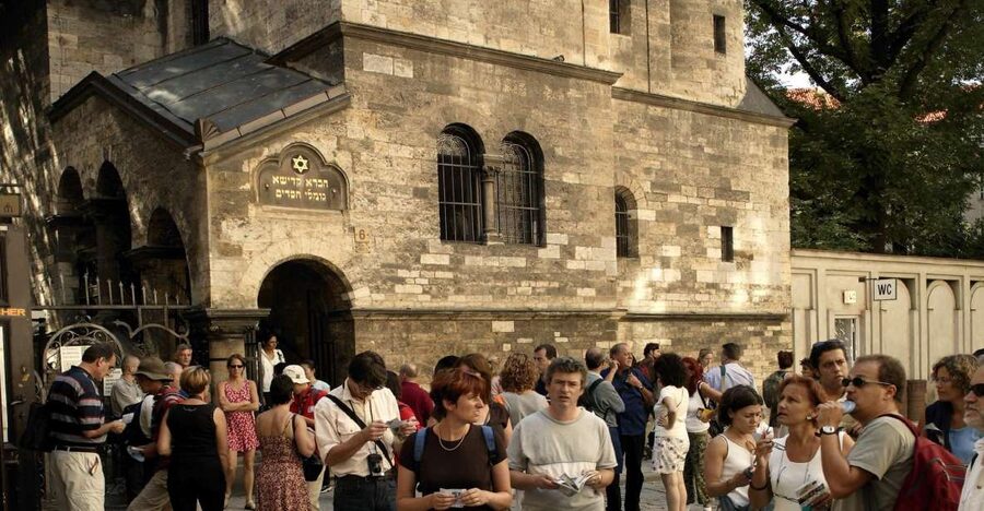 Prague: Jewish Town Walking Tour - Key points to know before booking