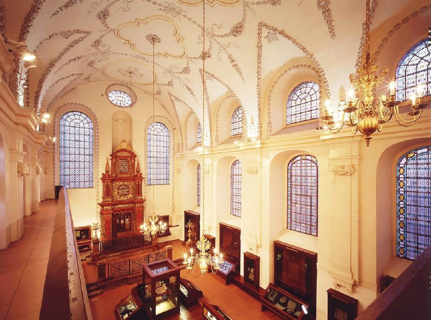 Prague: Jewish Town Walking Tour - The guides shape the experience