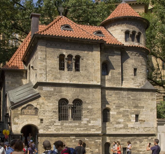 Prague: Jewish Town Walking Tour - Starting with the Old Jewish Cemetery