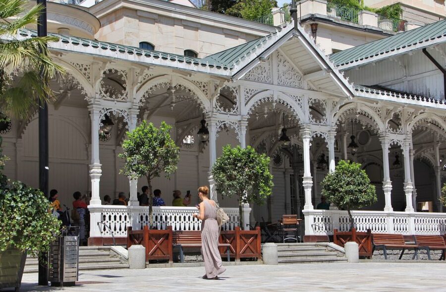 Prague: Karlovy Vary Day Trip with Watchtower and Funicular - Why Karlovy Vary makes a good day trip from Prague
